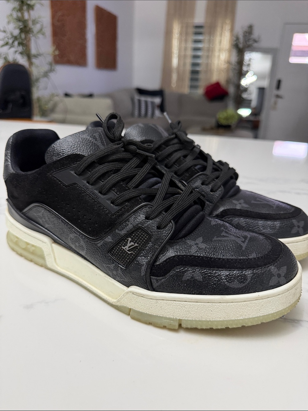 Men's Black Louis Vuitton trainer Sneakers